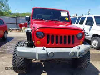 2008 Jeep Wrangler Unlimited X z VIN 1J4GA39198L652015, wystawiony jako IAAI lot #42062691 z przebiegiem 127 804 mil mil oraz . Historia ofert i sprzedaży dostępna na DreamBid. Obrazek 12.