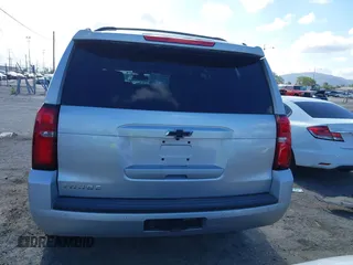2020 Chevrolet Tahoe LS with VIN 1GNSCAKC2LR227856, listed as a IAAI auction lot 42246510 with 55,132 mi miles and . Bid and sale history available at DreamBid. Image 17.