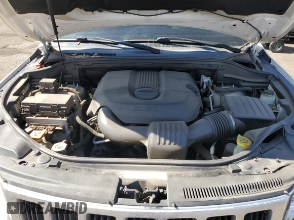 2011 Jeep Grand Cherokee Laredo with VIN 1J4RR4GG3BC671780, listed as a Copart auction lot 49179835 with 166,521 mi miles and Salvage Title. Bid and sale history available at carsss.com. Image 13.