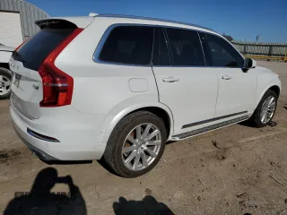 2016 Volvo XC90 T6 Inscription with VIN YV4A22PL6G1052695, listed as a Copart auction lot 82426454 with 0 mi miles and Salvage Title. Bid and sale history available at carsss.com. Image 3.