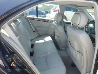 2001 Mercedes-Benz C 230/260/280/320 с VIN WDBRF61J51F090047, выставлен на аукционе Copart как лот 57763475 с пробегом 125 263 миль миль и Списание • Salvage title. История ставок и продаж доступна на DreamBid. Изображение 10.