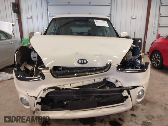 2013 Kia Soul ! with VIN KNDJT2A63D7499657, listed as a IAAI auction lot 41430292 with 120,102 mi miles. Bid and sale history available at carsss.com. Image 13.