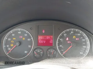 2009 Volkswagen Jetta S с VIN 3VWJZ71K79M040280, выставлен на аукционе IAAI как лот 42328383 с пробегом 160 072 миль миль и . История ставок и продаж доступна на DreamBid. Изображение 7.