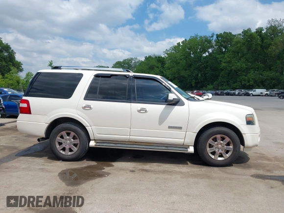 2008 Ford Expedition Limited с VIN 1FMFU205X8LA00518, выставлен на аукционе IAAI как лот 42255630 с пробегом 189 808 миль миль и . История ставок и продаж доступна на DreamBid. Изображение 13.