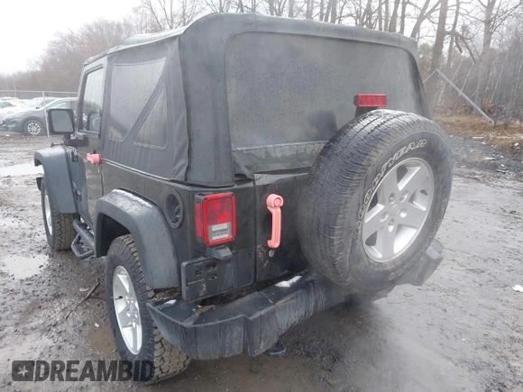 2017 Jeep Wrangler Sport z VIN 1C4GJWAG1HL502374, wystawiony jako IAAI lot #41938257 z przebiegiem 95 469 mil mil oraz . Historia ofert i sprzedaży dostępna na DreamBid. Obrazek 6.
