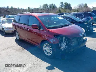 2013 Toyota Sienna XLE AAS with VIN 5TDYK3DC3DS299361, listed as a IAAI auction lot 42011781 with 168,881 mi miles. Bid and sale history available at carsss.com. Image 1.