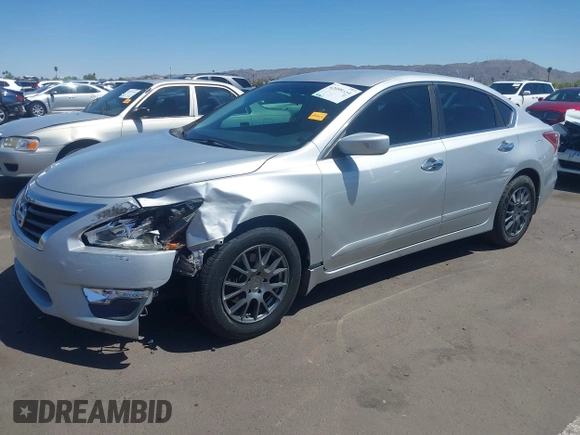 2013 Nissan Altima SV with VIN 1N4AL3AP9DN586463, listed as a IAAI auction lot 42099334 with 181,364 mi miles and . Bid and sale history available at carsss.com. Image 6.