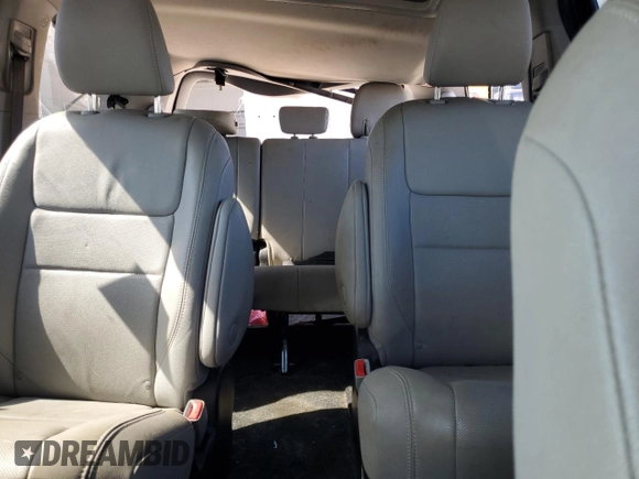 2018 Toyota Sienna XLE с VIN 5TDDZ3DC0JS196792, выставлен на аукционе Copart как лот 57250445 с пробегом 146 479 миль миль и Списание • Salvage title. История ставок и продаж доступна на DreamBid. Изображение 10.