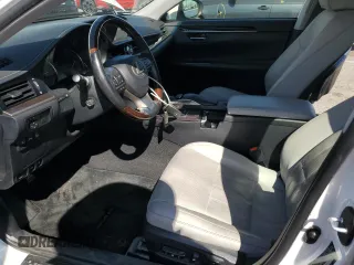 2018 Lexus ES 300h with VIN JTHBW1GG2J2185866, listed as a Copart auction lot 48435185 with 87,713 mi miles and Salvage title. Bid and sale history available at DreamBid. Image 7.