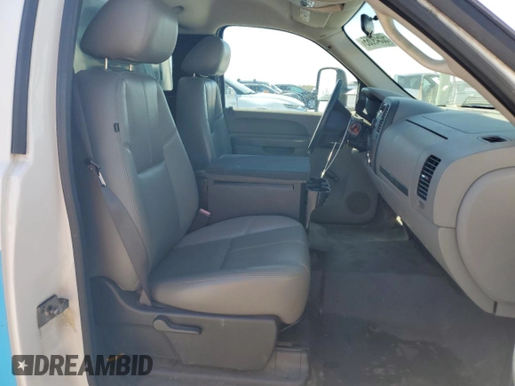 2013 Chevrolet Silverado 1500 Work Truck with VIN 1GCNCPEX4DZ900378, listed as a Copart auction lot 50549065 with 119,830 mi miles and Clean Title. Bid and sale history available at DreamBid. Image 10.