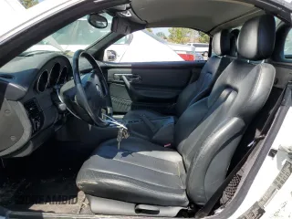 2000 Mercedes-Benz SLK-Class Kompressor with VIN WDBKK47F3YF152074, listed as a Copart auction lot 60143604 with 155,610 mi miles and Clean Title. Bid and sale history available at carsss.com. Image 7.