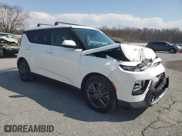 2020 Kia Soul EX with VIN KNDJ33AU2L7702105, listed as a Copart auction lot 50078615 with 83,852 mi miles and Salvage Title. Bid and sale history available at carsss.com. Image 4.