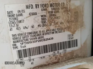 2006 Ford F-350 with VIN 1FTWW30P26EB29439, listed as a Copart auction lot 82498314 with Not provided miles and Salvage title. Bid and sale history available at DreamBid. Image 12.