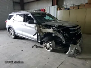2025 Ford Explorer Active с VIN 1FMUK7DH4SGA94345, выставлен на аукционе Copart как лот 56385465 с пробегом 2 472 миль миль и Списание • Salvage title. История ставок и продаж доступна на DreamBid. Изображение 4.