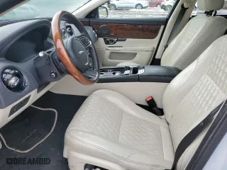 2019 Jaguar XJ with VIN SAJWJ2GD9K8W19701, listed as a Copart auction lot 42708793 with 0 mi miles. Bid and sale history available at carsss.com. Image 7.