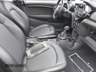 2014 MINI Hardtop with VIN WMWXM5C56ET936943, listed as a IAAI auction lot 42326780 with Not provided miles and . Bid and sale history available at DreamBid. Image 5.