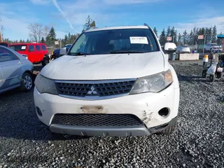 2009 Mitsubishi Outlander XLS with VIN JA4MT41X39Z015171, listed as a IAAI auction lot 41774842 with 262,186 mi miles. Bid and sale history available at carsss.com. Image 12.
