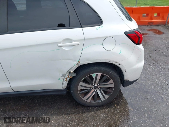 2021 Mitsubishi Outlander SE z VIN JA4APVAU9MU022067, wystawiony jako IAAI lot #42424354 z przebiegiem 74 731 mil mil oraz . Historia ofert i sprzedaży dostępna na DreamBid. Obrazek 16.