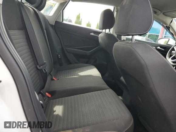 2022 Volkswagen Jetta z VIN 3VWNM7BU9NM021238, wystawiony jako Copart lot #58724755 z przebiegiem 35 889 mil mil oraz Czysty tytuł • Clean title. Historia ofert i sprzedaży dostępna na DreamBid. Obrazek 10.