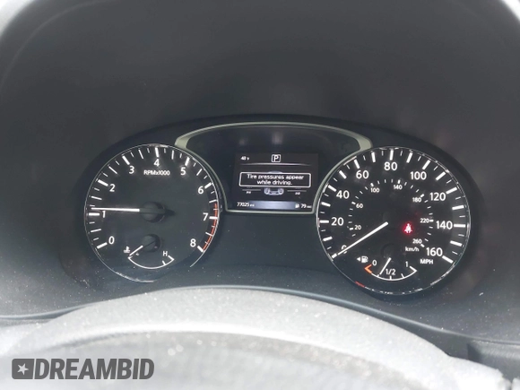 2016 Nissan Pathfinder Platinum with VIN 5N1AR2MN6GC624904, listed as a IAAI auction lot 41921662 with 77,025 mi miles. Bid and sale history available at carsss.com. Image 7.