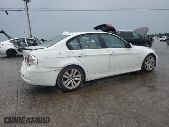 2007 BMW 3 Series 328i z VIN WBAVA335X7KX76319, wystawiony jako Copart lot #57342215 z przebiegiem 176 016 mil mil oraz Szkoda całkowita • Salvage title. Historia ofert i sprzedaży dostępna na DreamBid. Obrazek 3.