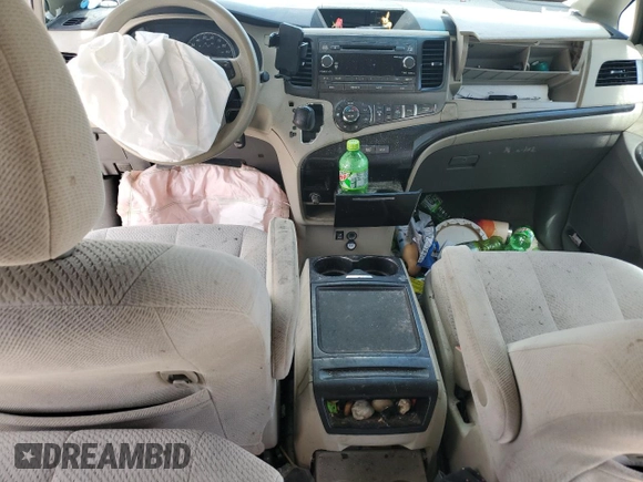 2014 Toyota Sienna LE AAS with VIN 5TDKK3DC5ES423802, listed as a Copart auction lot 69075824 with Not Provided miles and Salvage Title. Bid and sale history available at DreamBid. Image 8.