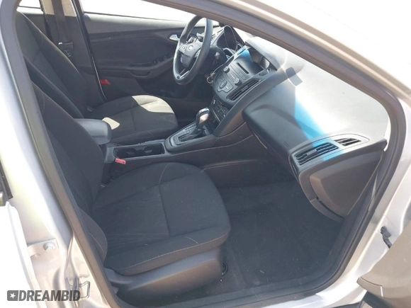 2016 Ford Focus SE with VIN 1FADP3K29GL269691, listed as a IAAI auction lot 42061051 with 100,692 mi miles. Bid and sale history available at carsss.com. Image 5.