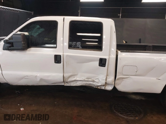 2014 Ford F-250 XL with VIN 1FT7W2A69EEA14162, listed as a IAAI auction lot 41801558 with 240,201 mi miles and . Bid and sale history available at DreamBid. Image 13.