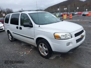 2008 Chevrolet Uplander LS with VIN 1GNDV23118D148169, listed as a IAAI auction lot 41854906 with 315,869 mi miles. Bid and sale history available at carsss.com. Image 1.