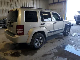2008 Jeep Liberty Sport z VIN 1J8GN28K08W154534, wystawiony jako Copart lot #44193035 z przebiegiem 161 004 mil mil oraz Szkoda całkowita • Salvage title. Historia ofert i sprzedaży dostępna na DreamBid. Obrazek 3.