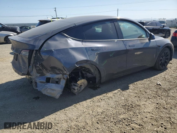 2022 Tesla Model Y Long Range z VIN 7SAYGDEE6NF429701, wystawiony jako Copart lot #58585665 z przebiegiem 86 537 mil mil oraz Szkoda całkowita • Salvage title. Historia ofert i sprzedaży dostępna na DreamBid. Obrazek 3.
