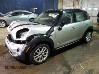 2015 MINI Countryman S with VIN WMWZC5C5XFWP44081, listed as a Copart auction lot 50921115 with 85,643 mi miles and Clean Title. Bid and sale history available at DreamBid. Image 1.