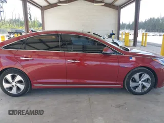 2017 Hyundai Sonata Limited with VIN KMHE34L38HA064461, listed as a IAAI auction lot 42160640 with 98,771 mi miles and . Bid and sale history available at DreamBid. Image 14.