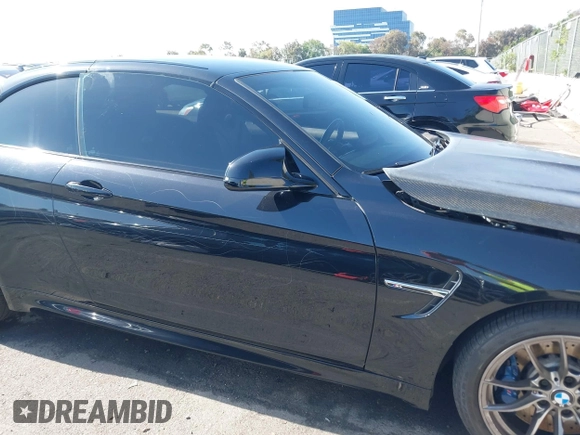 2015 BMW M4 z VIN WBS3U9C51FJ968052, wystawiony jako IAAI lot #42301612 z przebiegiem 80 556 mil mil oraz . Historia ofert i sprzedaży dostępna na DreamBid. Obrazek 16.