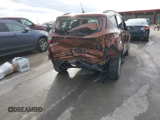 2017 Ford Escape SE with VIN 1FMCU0GD5HUE08097, listed as a IAAI auction lot 41499800 with 70,911 mi miles. Bid and sale history available at carsss.com. Image 17.