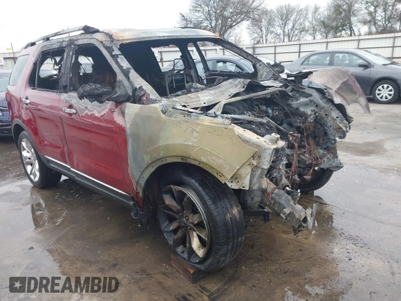 2014 Ford Explorer XLT with VIN 1FM5K7D82EGB58052, listed as a IAAI auction lot 41774734 with 148,612 mi miles. Bid and sale history available at carsss.com. Image 1.
