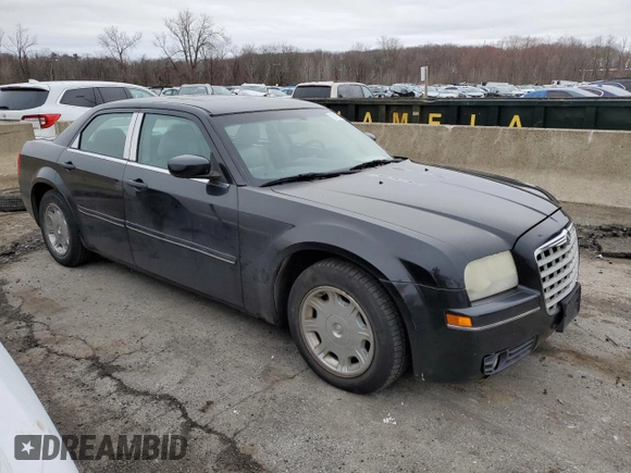 2005 Chrysler 300 with VIN 2C3JA53G35H141126, listed as a Copart auction lot 37165364 with 198,695 mi miles and Salvage Title. Bid and sale history available at carsss.com. Image 4.