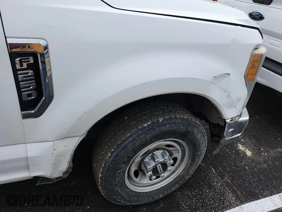 2017 Ford F-250 XL with VIN 1FTBF2A68HEE82088, listed as a IAAI auction lot 42731371 with 144,889 mi miles and . Bid and sale history available at DreamBid. Image 24.