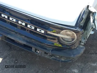 2024 Ford Bronco Outer Banks с VIN 1FMDE8BH3RLB55220, выставлен на аукционе IAAI как лот 42290827 с пробегом 9 415 миль миль и . История ставок и продаж доступна на DreamBid. Изображение 6.