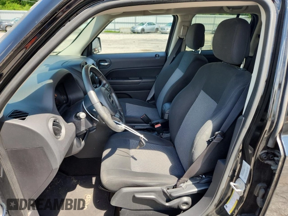 2016 Jeep Patriot High Altitude with VIN 1C4NJPFA6GD590316, listed as a Copart auction lot 63049985 with 59,551 mi miles and Salvage title. Bid and sale history available at DreamBid. Image 7.