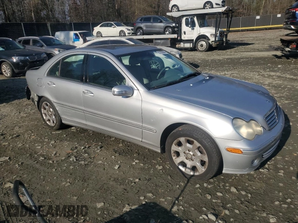 2005 Mercedes-Benz C 240 with VIN WDBRF81J15F604655, listed as a Copart auction lot 82845524 with 168,747 mi miles and Salvage Title. Bid and sale history available at DreamBid. Image 4.