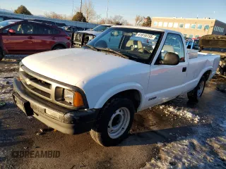 1996 Chevrolet S-10 with VIN 1GCCS1443T8210348, listed as a Copart auction lot 41810735 with 222,715 mi miles and Salvage Title. Bid and sale history available at DreamBid. Image 1.
