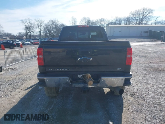 2019 Chevrolet Silverado 2500HD LTZ with VIN 1GC1KTEY4KF185765, listed as a IAAI auction lot 41488686 with 161,727 mi miles. Bid and sale history available at carsss.com. Image 16.