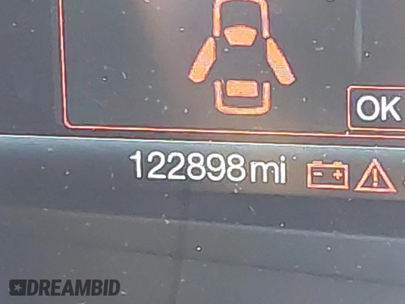 2019 Ford Fusion SE with VIN 3FA6P0LU1KR222141, listed as a IAAI auction lot 42000677 with 122,898 mi miles and . Bid and sale history available at carsss.com. Image 15.