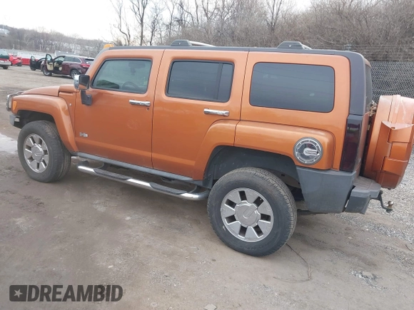 2007 Hummer H3 SUV with VIN 5GTDN13E878168876, listed as a IAAI auction lot 41496535 with 215,437 mi miles and . Bid and sale history available at DreamBid. Image 3.