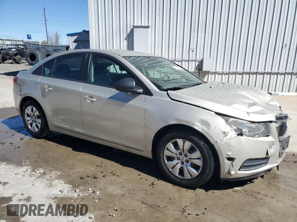 2014 Chevrolet Cruze LS with VIN 1G1PA5SGXE7157643, listed as a Copart auction lot 50549405 with 85,019 mi miles and Salvage Title. Bid and sale history available at carsss.com. Image 4.
