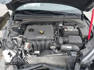 2021 Hyundai Veloster 2.0 with VIN KMHTG6AF1MU032870, listed as a IAAI auction lot 41323767 with 25,955 mi miles. Bid and sale history available at carsss.com. Image 10.