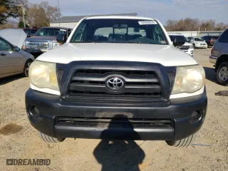 2006 Toyota Tacoma with VIN 5TEUX42N06Z279195, listed as a Copart auction lot 82888834 with 205,787 mi miles and Salvage Title. Bid and sale history available at carsss.com. Image 5.