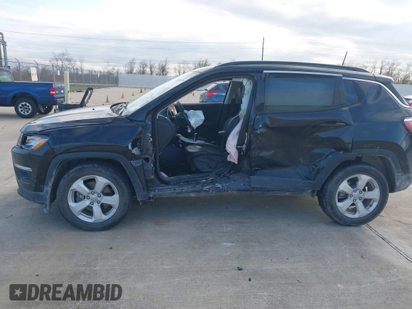2020 Jeep Compass Latitude with VIN 3C4NJCBB7LT162363, listed as a IAAI auction lot 41253878 with 68,313 mi miles and . Bid and sale history available at DreamBid. Image 6.