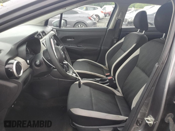 2021 Nissan Versa SV z VIN 3N1CN8EV7ML821786, wystawiony jako Copart lot #56646685 z przebiegiem 73 121 mil mil oraz Szkoda całkowita • Salvage title. Historia ofert i sprzedaży dostępna na DreamBid. Obrazek 7.